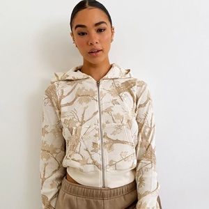 TNA Aritzia leaf waffle knit hoodie